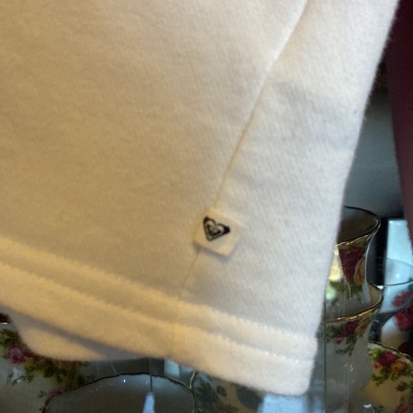 ROXY cropped ombré hoodie with draw strings. - Picture 13 of 13